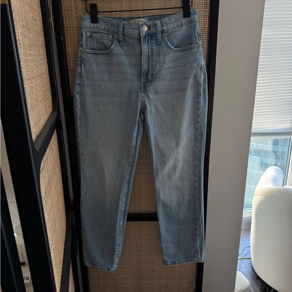 Madewell The Petite Perfect Vintage Jean in Fiore Wash - Picture 2 of 9